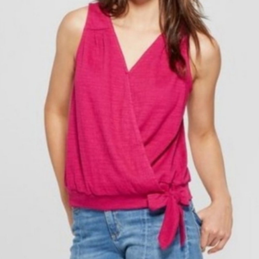 Universal Thread Fuchsia Pink Sleeveless V Neck Wrap Blouse Top Size Small